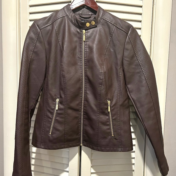 Women's Baccini Brown Vegan Leather Long Sleeve Moto Jacket - Picture 1 of 8
